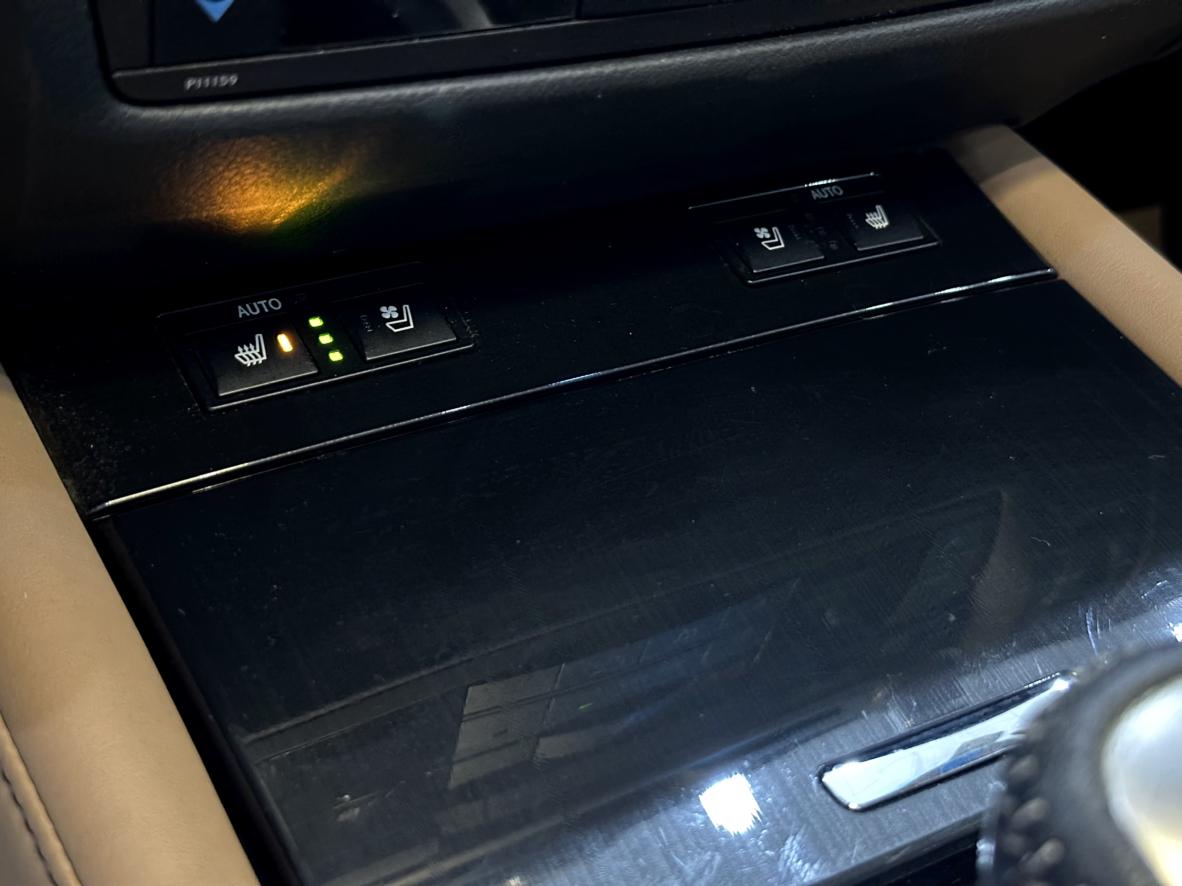 Lexus GS 2016 thumb 9