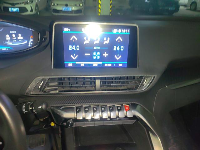 Peugeot 4008 2017 thumb 6
