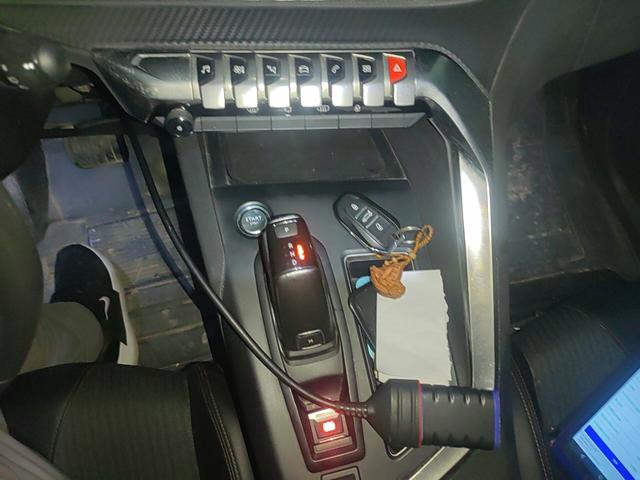 Peugeot 4008 2017 thumb 7