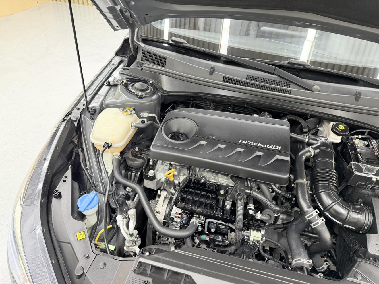 Hyundai Elantra 2021 thumb 6