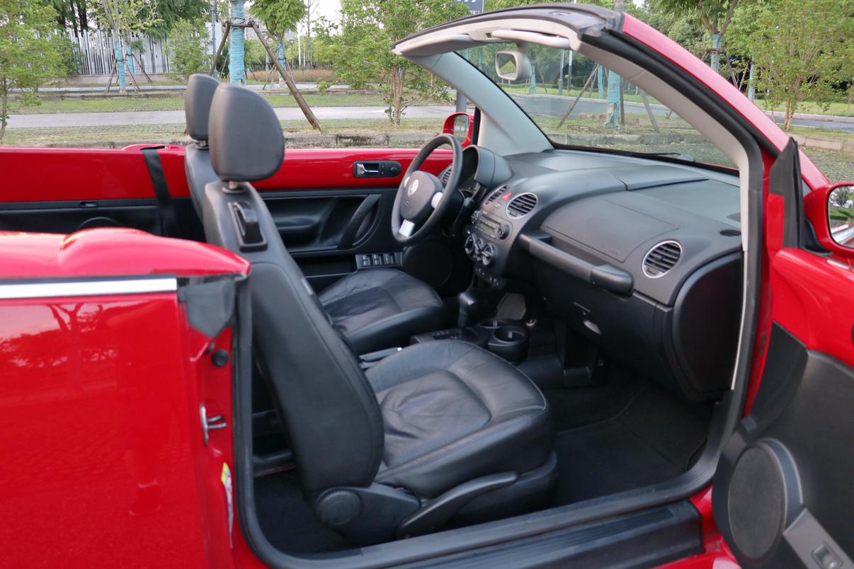Volkswagen Beetle 2009 thumb 8