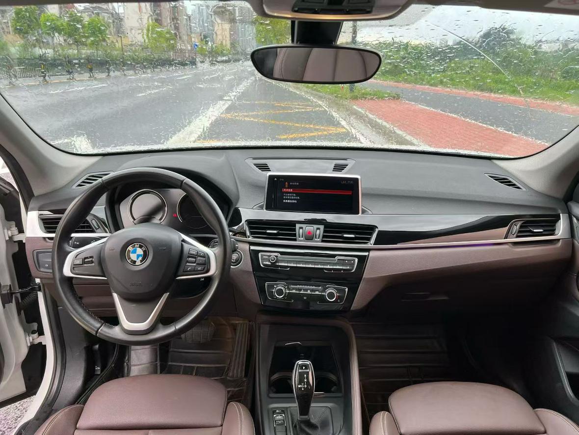 BMW X1 2020 thumb 5