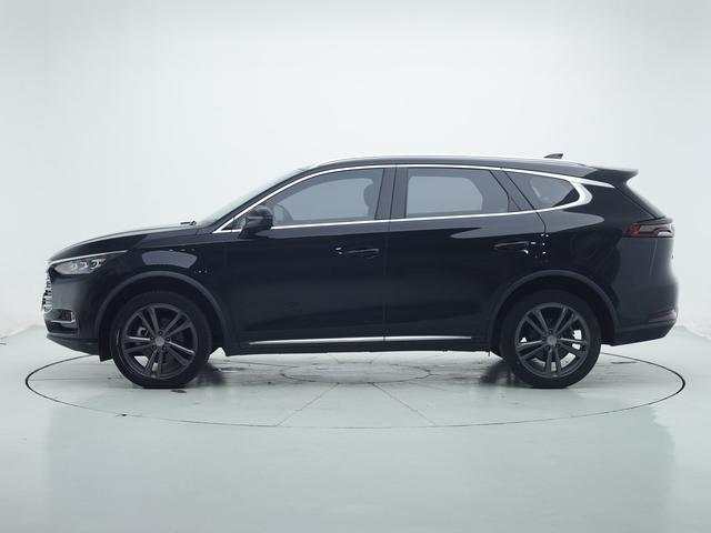 BYD Tang 2021 thumb 2