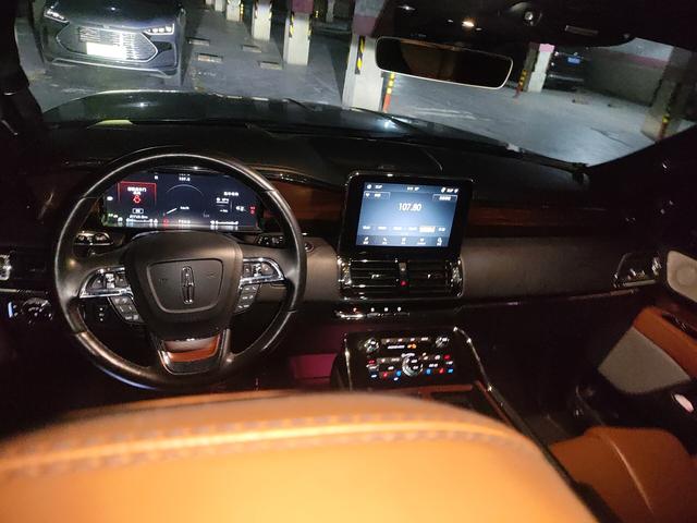 Lincoln Nautilus 2020 thumb 3