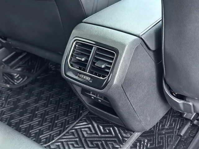 Volkswagen Lamando 2019 thumb 8