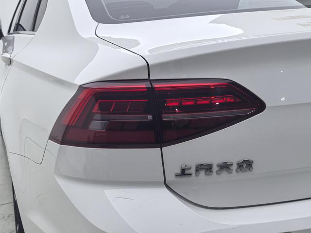 Volkswagen Lamando 2019 thumb 11