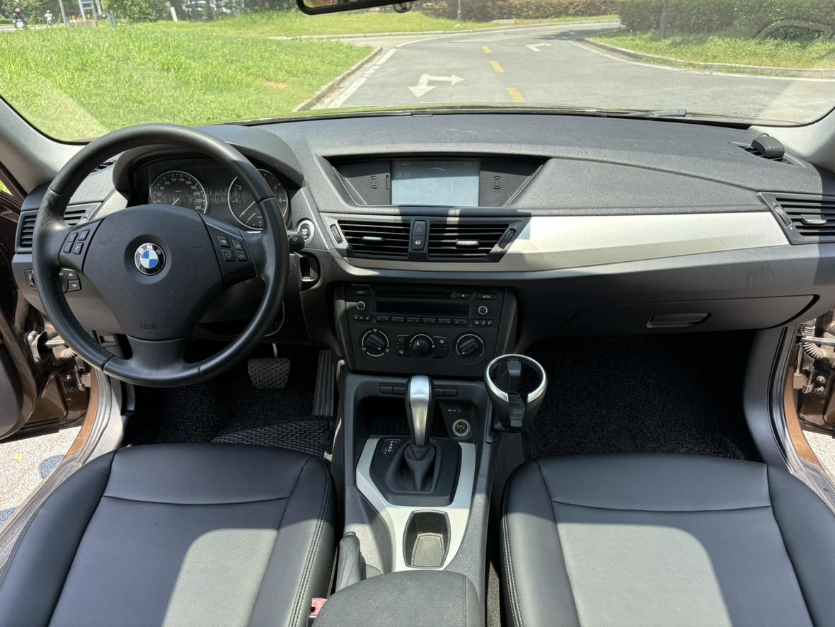 BMW X1 2012 thumb 4