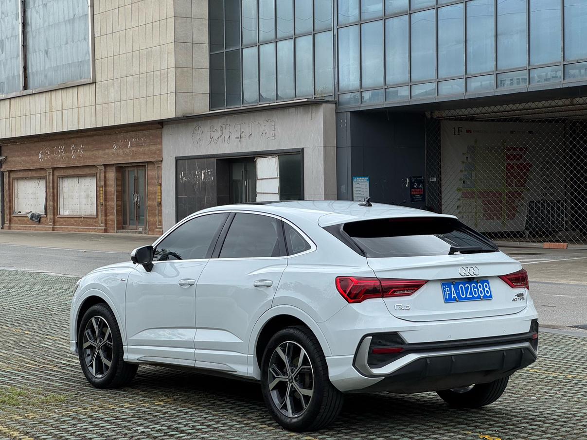 Audi Q3 Sportback 2020 thumb 2