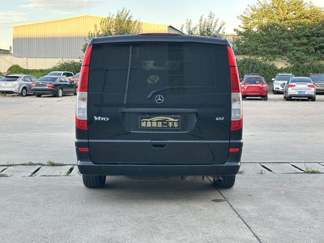 Mercedes-Benz Wei Ting 2013 thumb 3