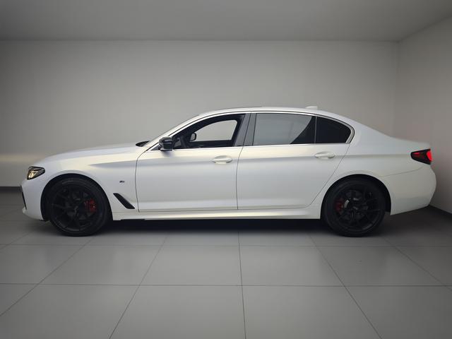 BMW 5 серии 2021 thumb 2