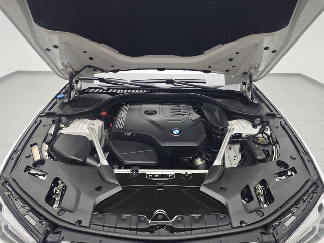 BMW 5 серии 2021 thumb 8