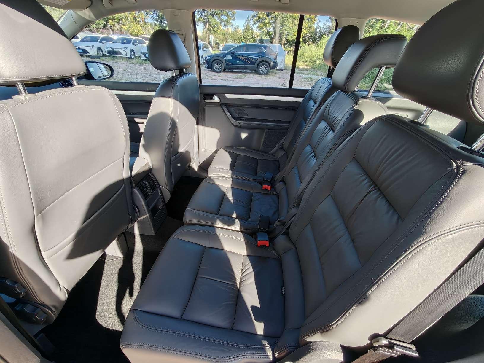 Volkswagen Touran 2015 thumb 7