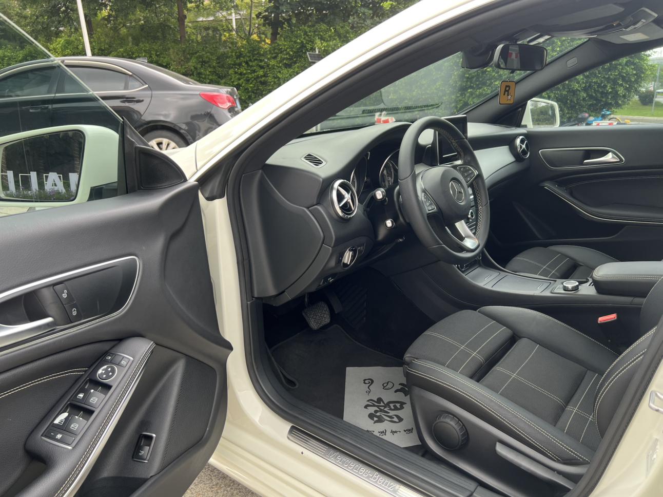 Mercedes-Benz CLA 2016 thumb 6