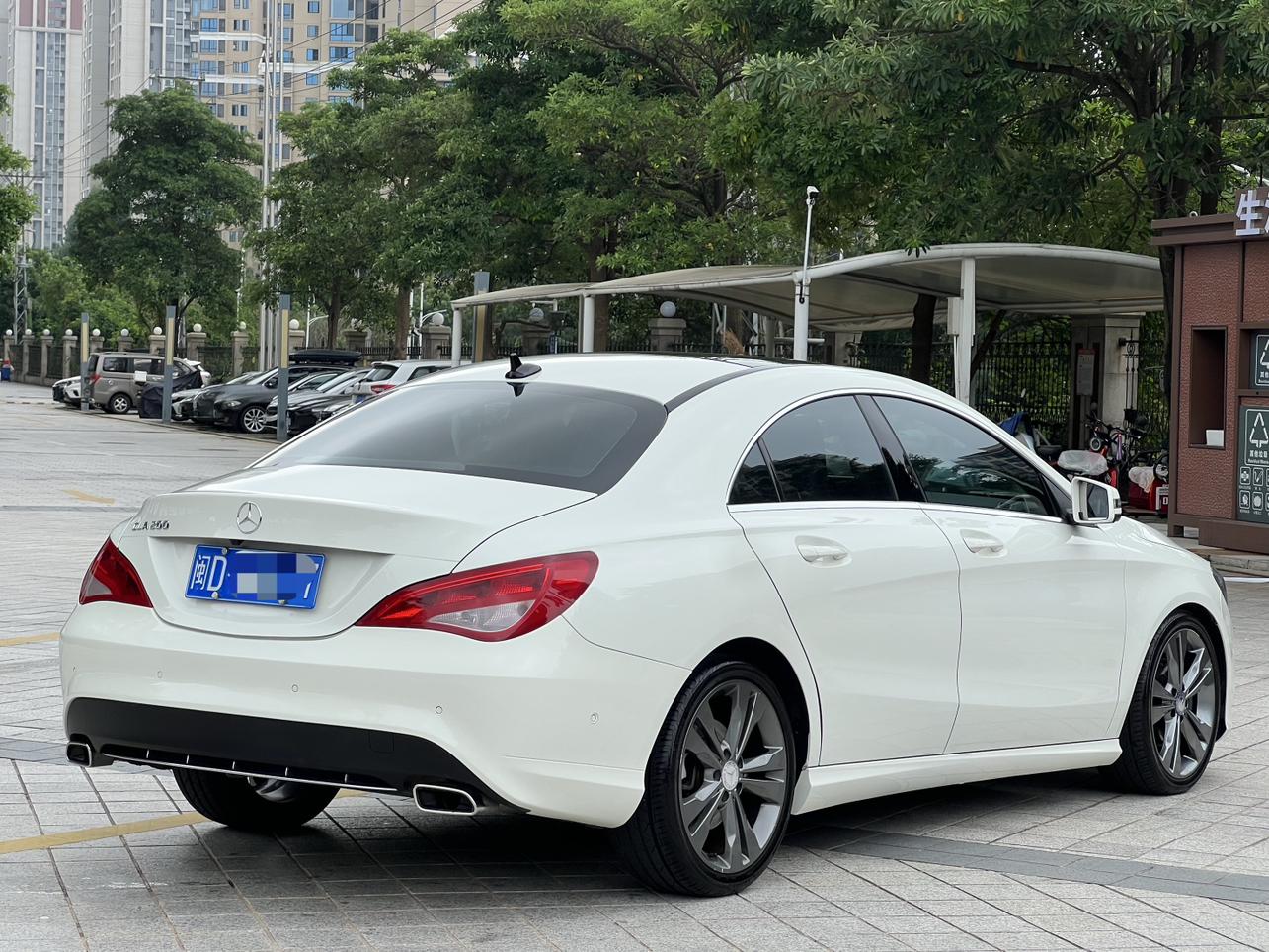 Mercedes-Benz CLA 2016 thumb 12