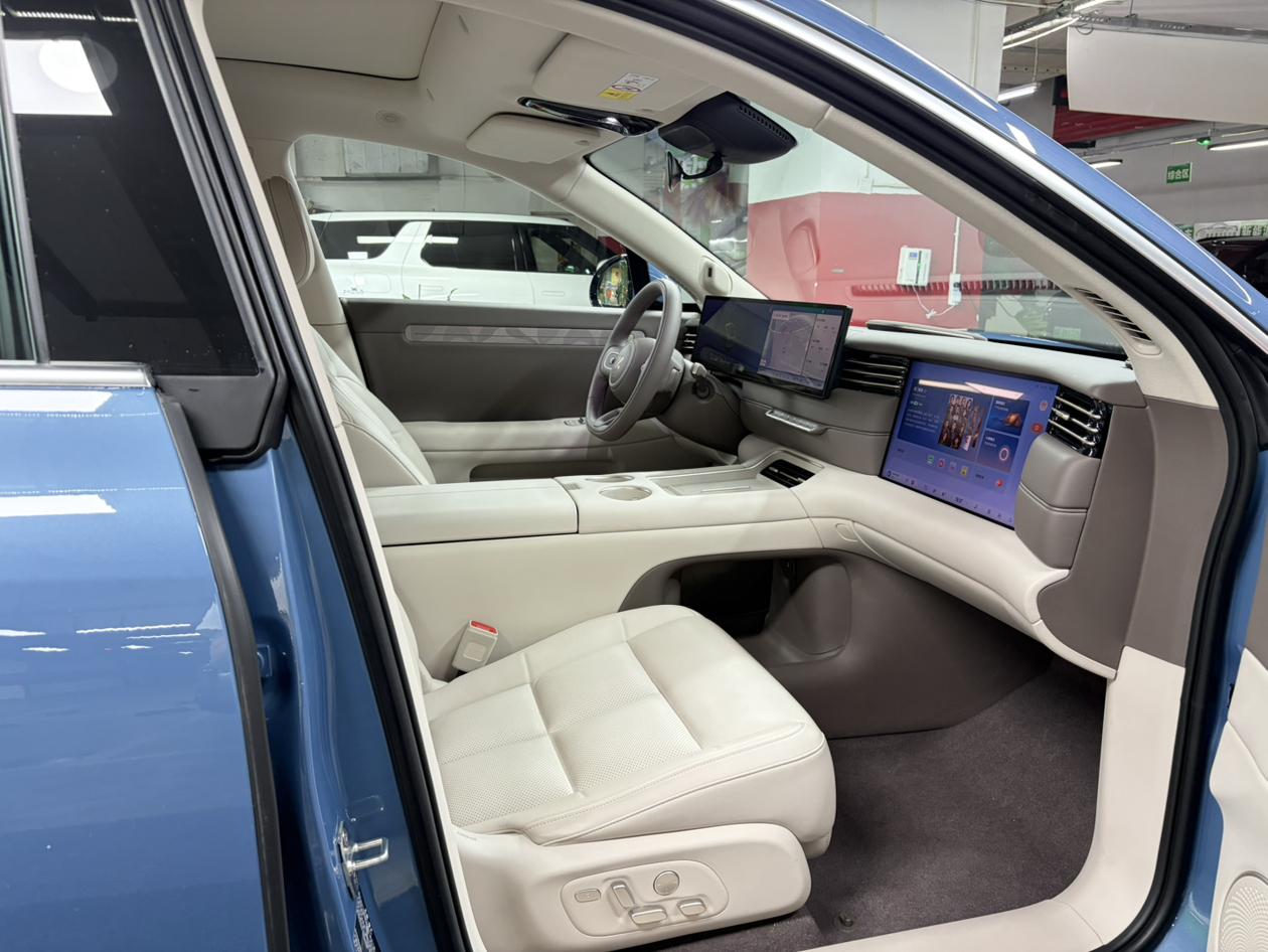 IM Motors (Zhiji) LS6 2026 thumb 6