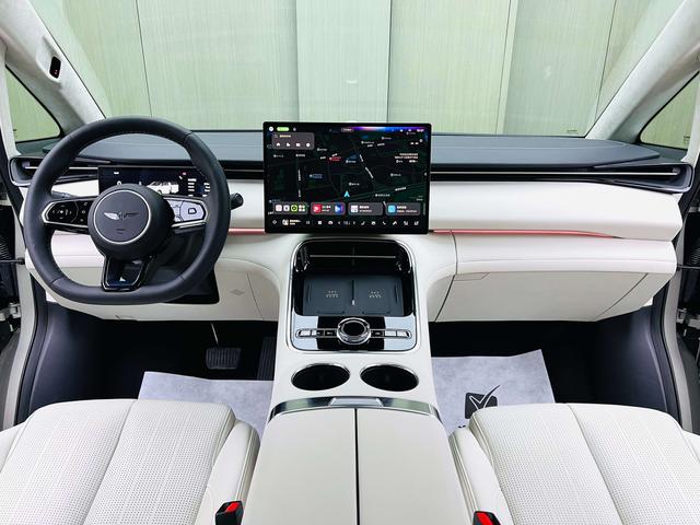 Geely Galaxy V900 2026 thumb 12