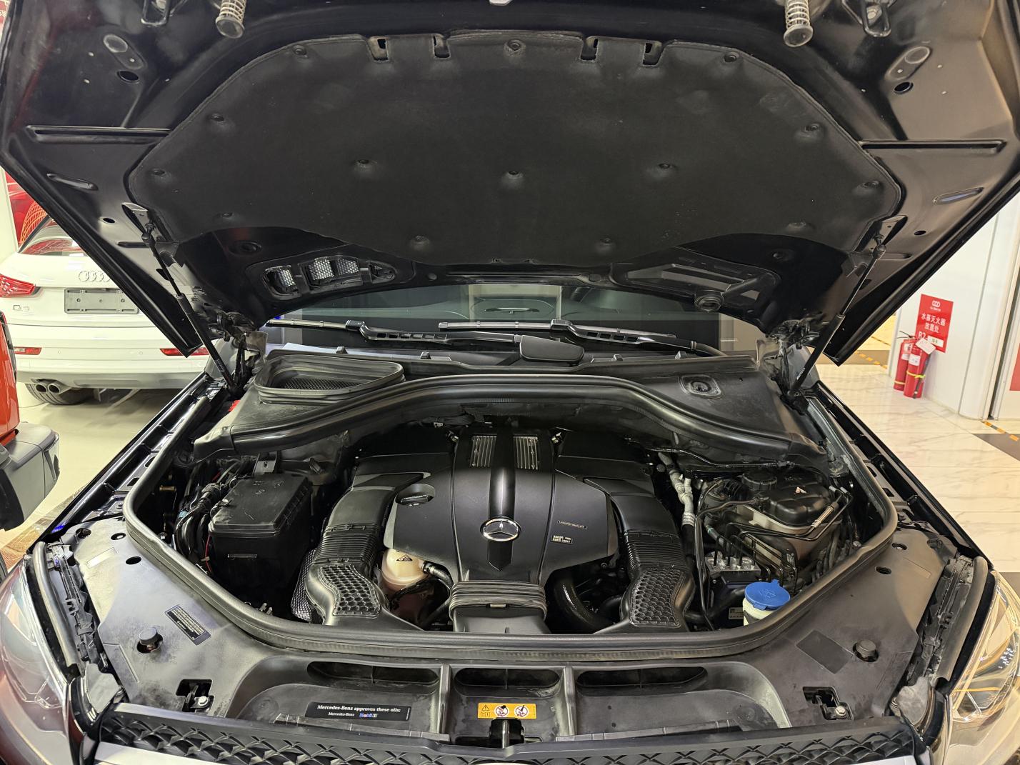 Mercedes-Benz GLS 2019 thumb 8