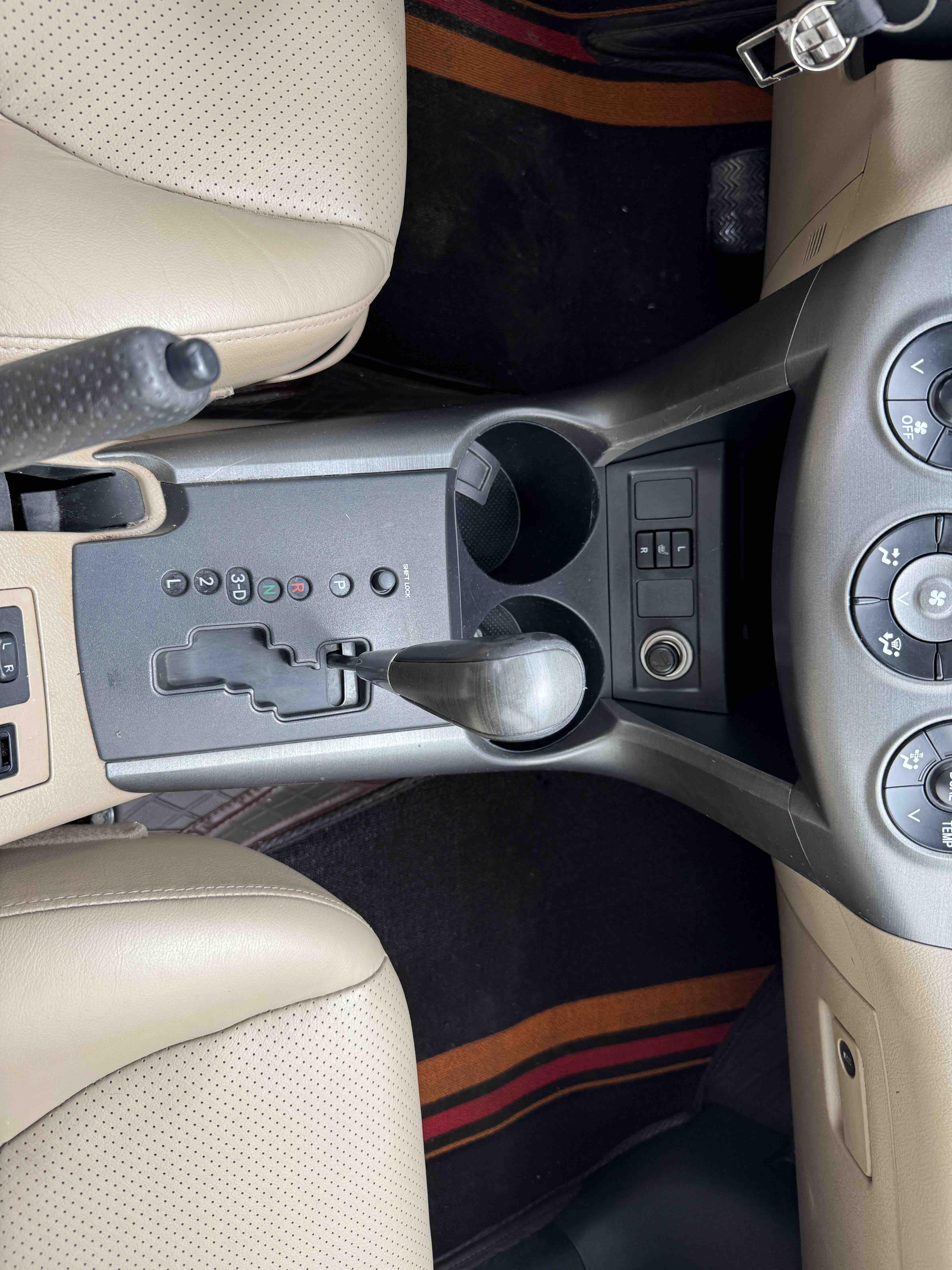 Toyota RAV4 2011 thumb 5