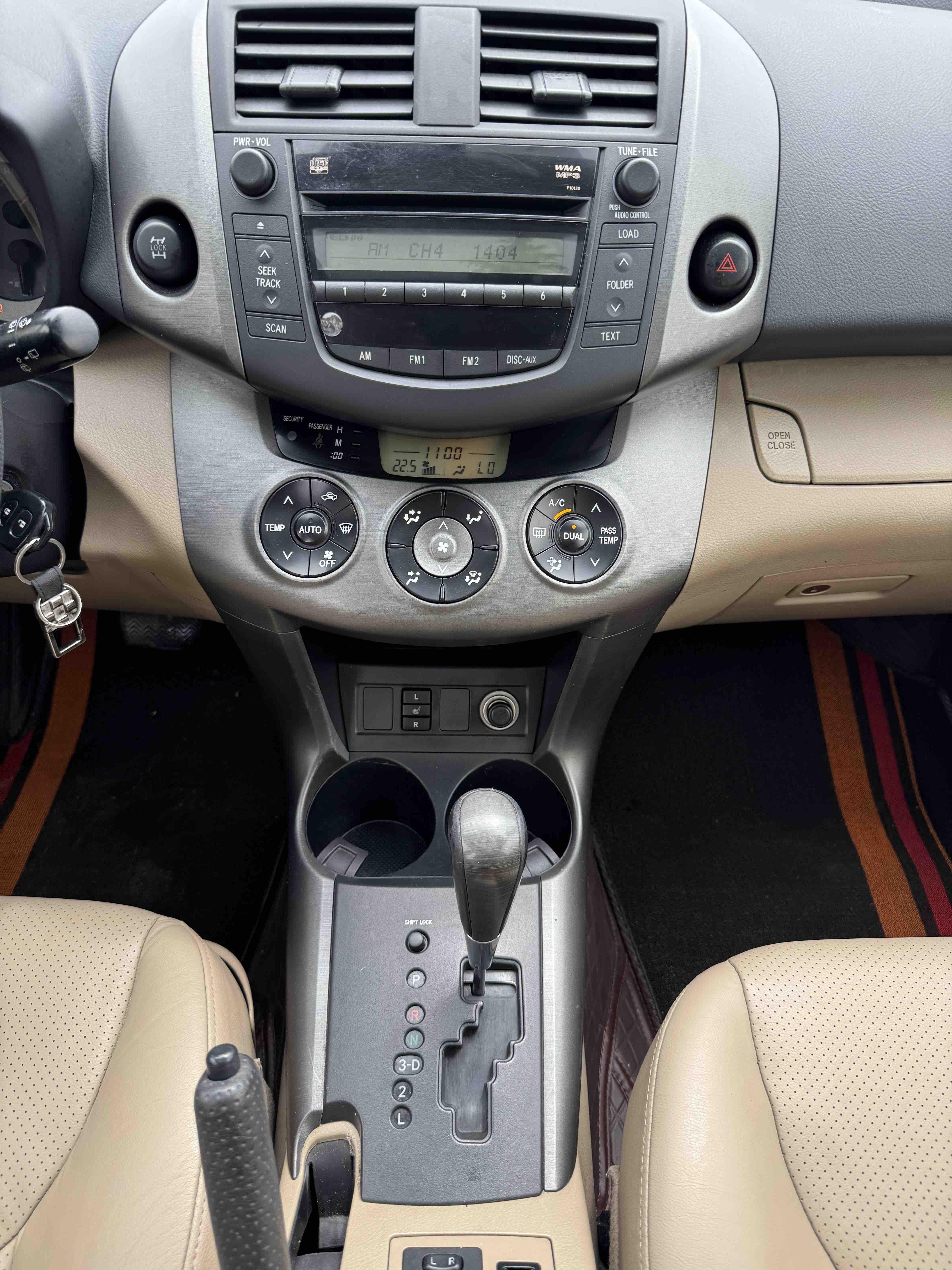 Toyota RAV4 2011 thumb 8