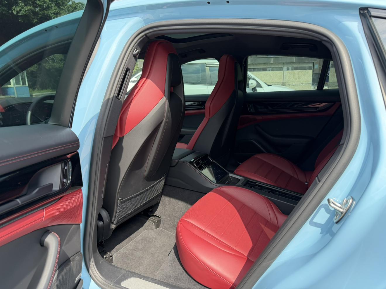 Porsche Panamera 2026 thumb 8