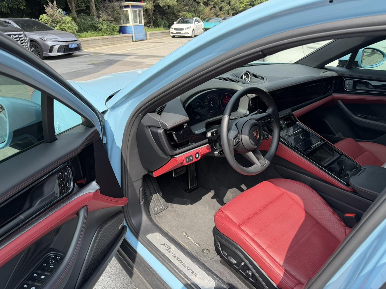 Porsche Panamera 2026 thumb 9