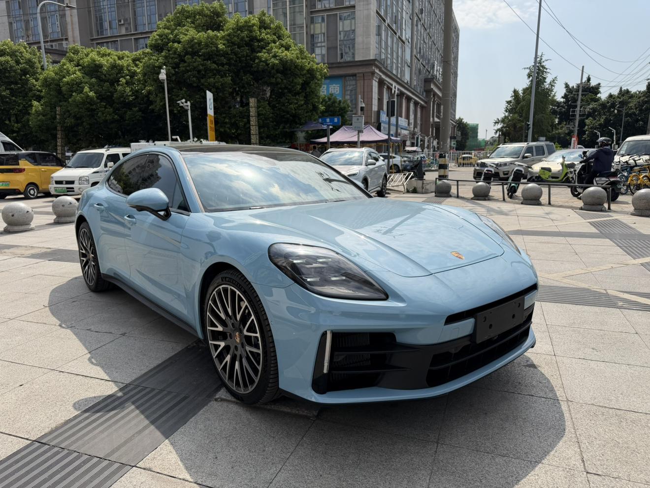 Porsche Panamera 2026 thumb 12