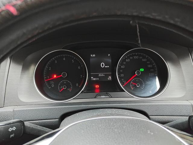 Volkswagen Golf Sportsvan 2015 thumb 4