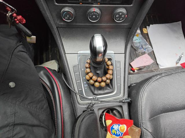 Volkswagen Golf Sportsvan 2015 thumb 7