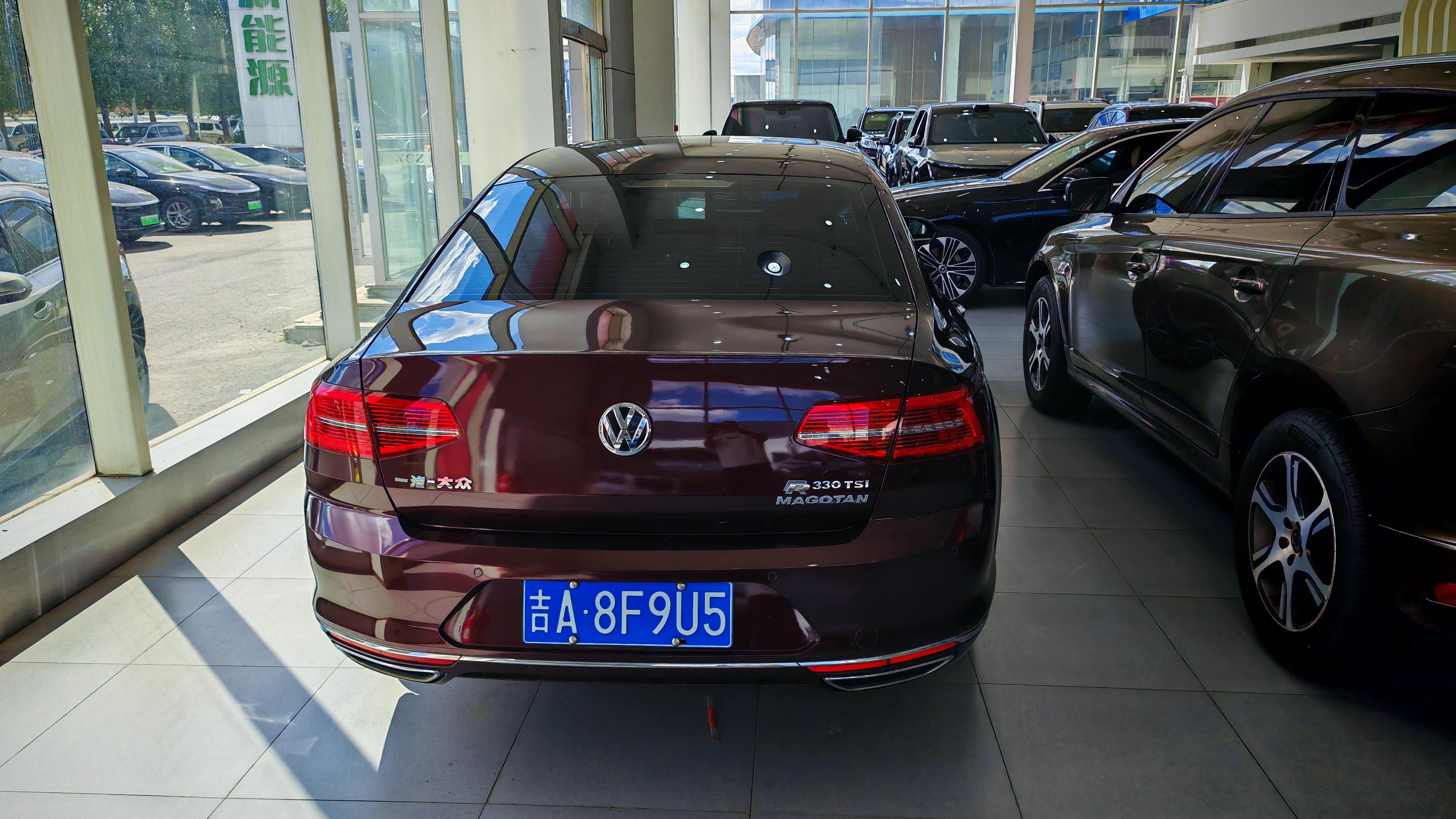 Volkswagen Magotan 2018 thumb 2