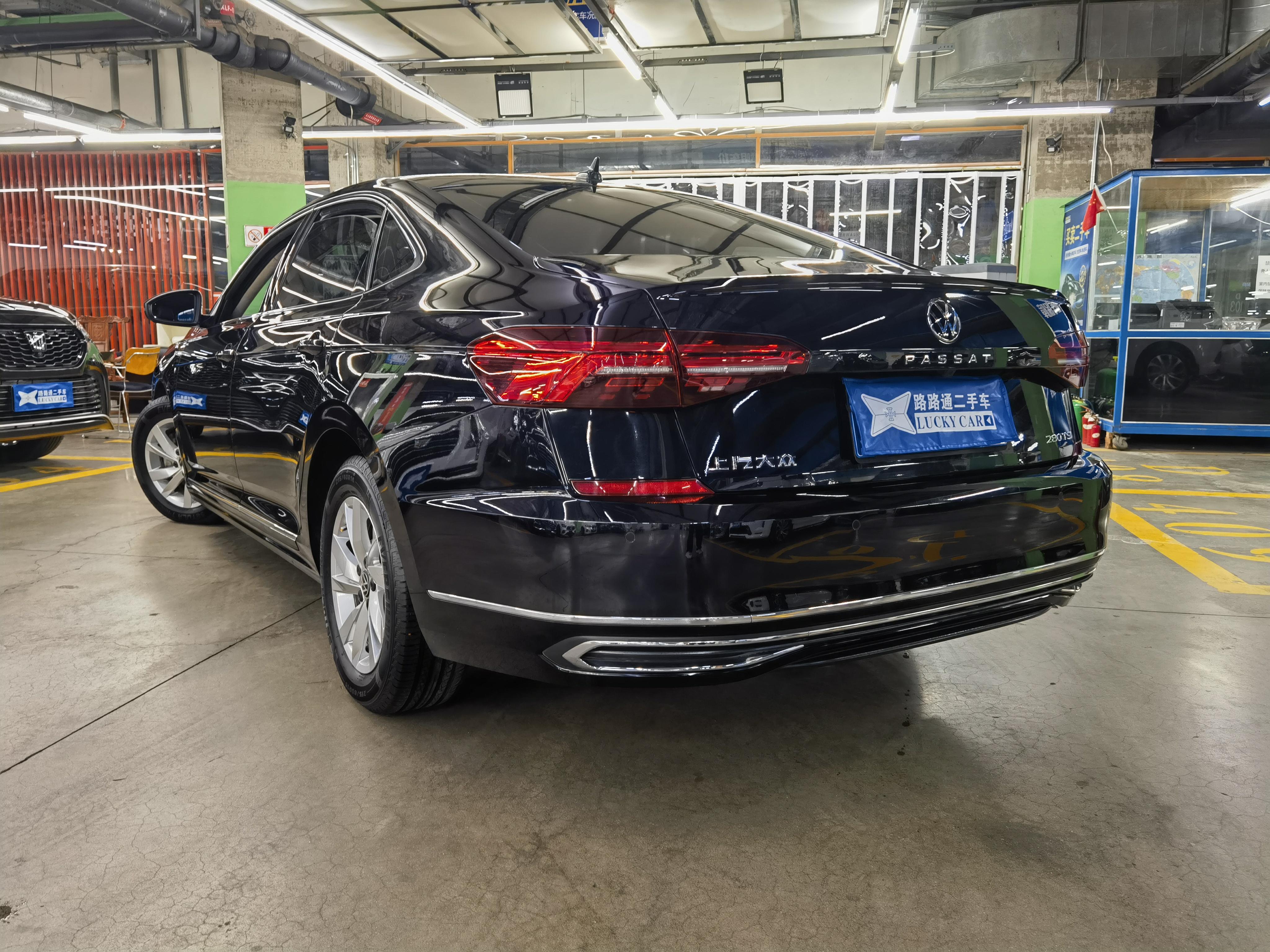 Volkswagen Passat (North America and China) 2021 thumb 2