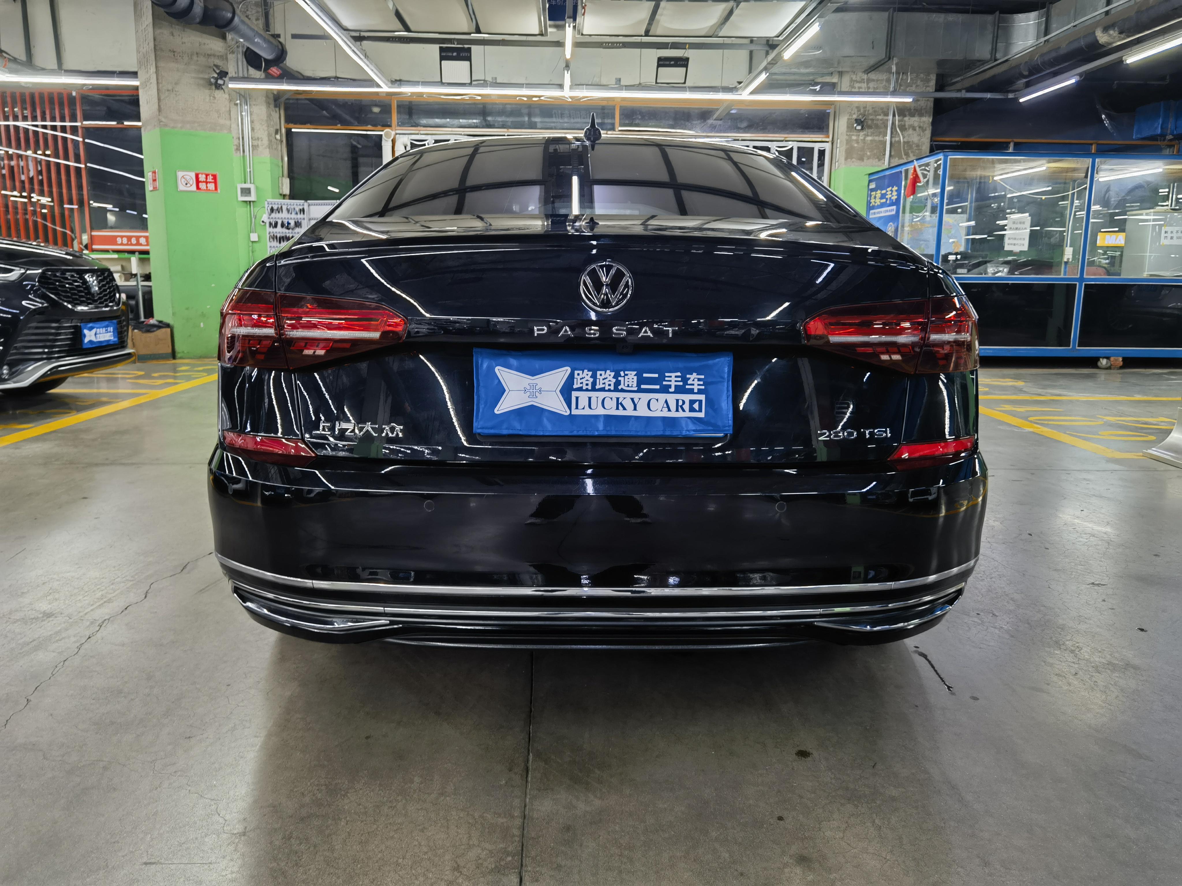 Volkswagen Passat (North America and China) 2021 thumb 3