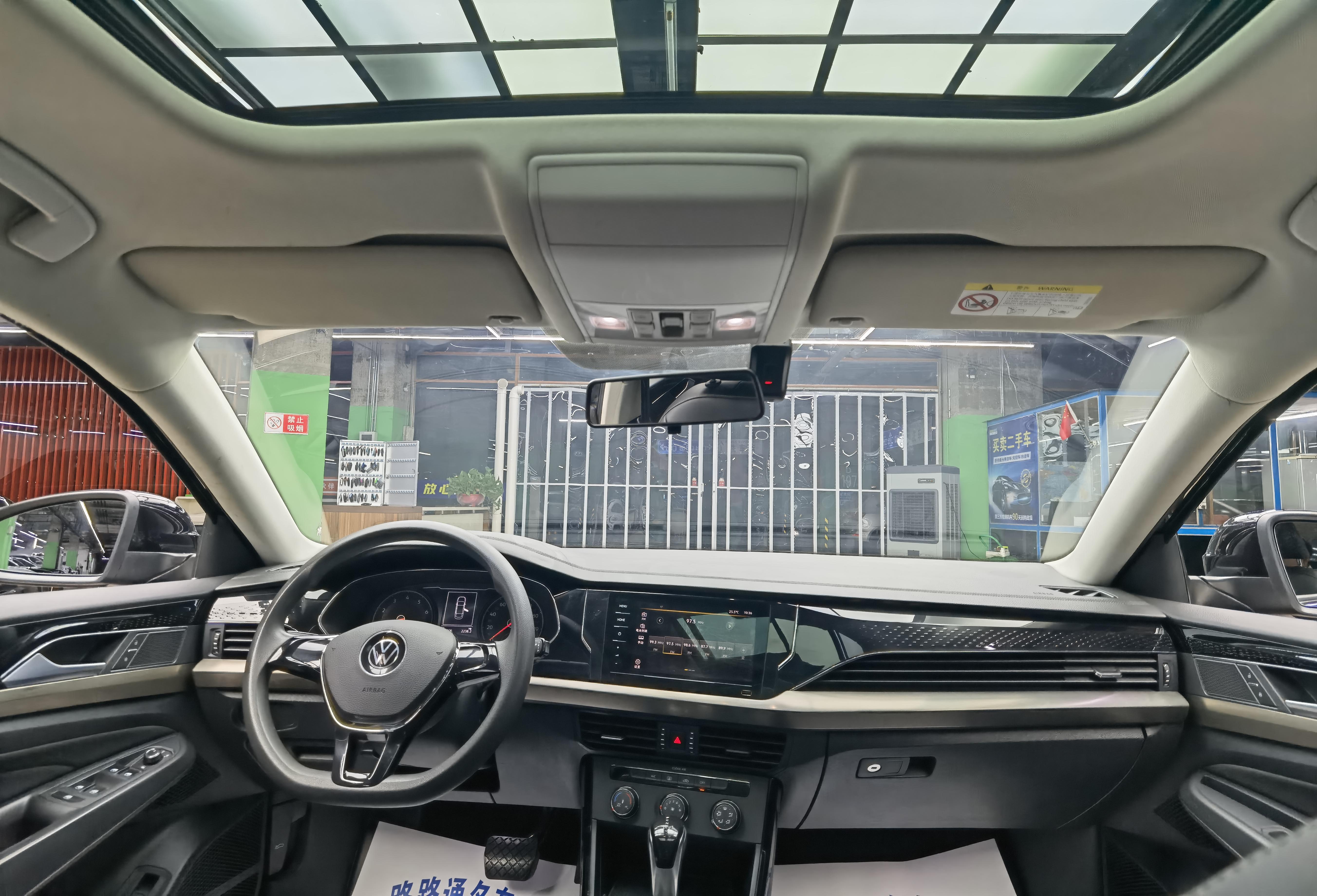 Volkswagen Passat (North America and China) 2021 thumb 9