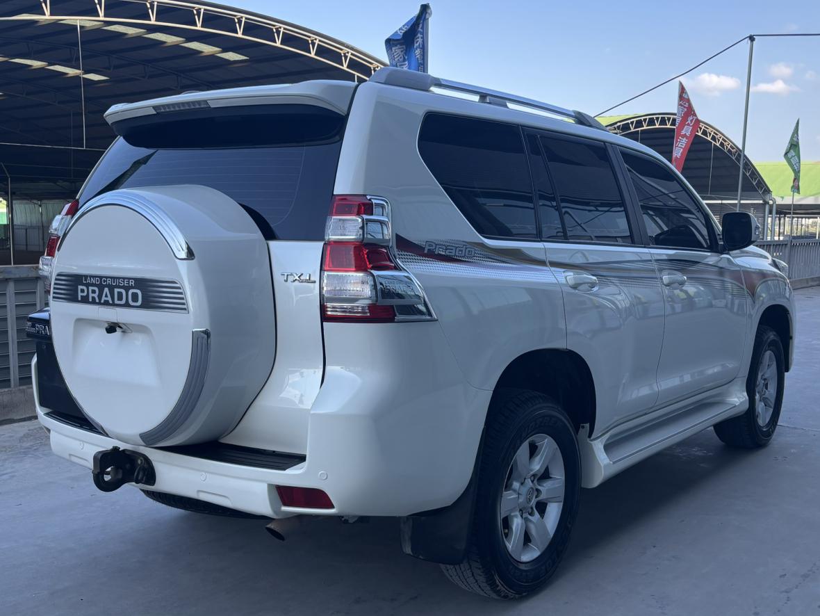 Toyota Land Cruiser Prado 2015 thumb 4