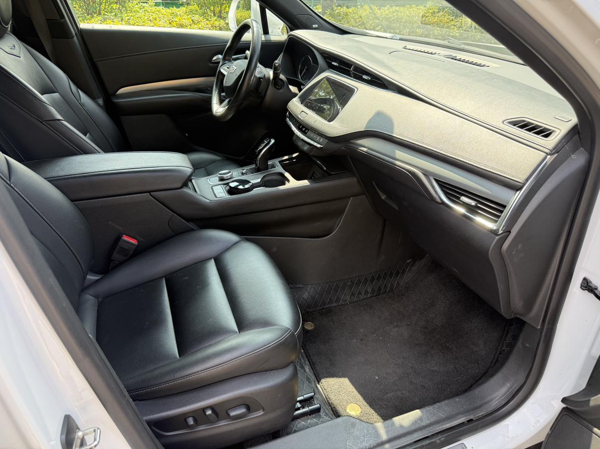 Cadillac XT4 2021 thumb 9