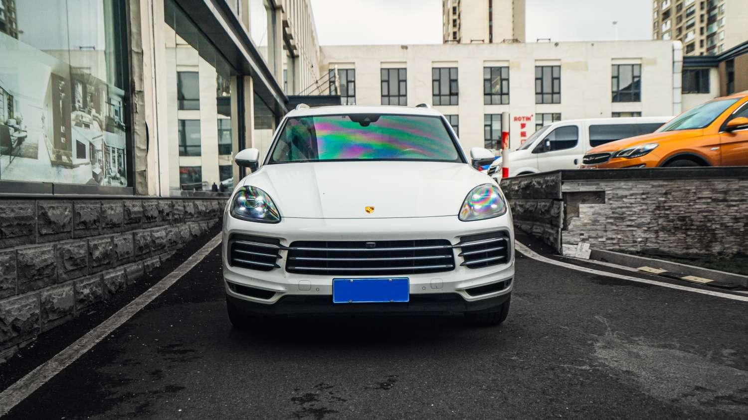 Porsche Cayenne 2019 thumb 10