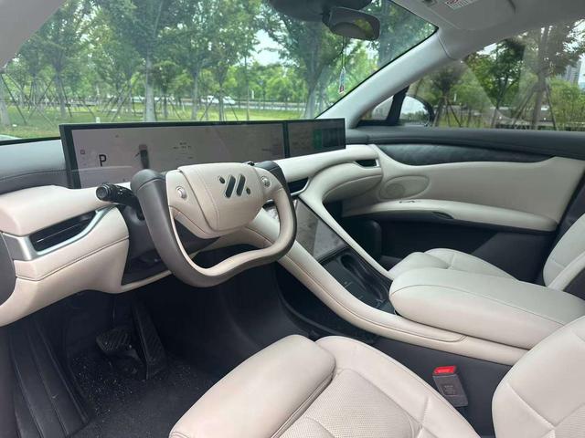 IM Motors (Zhiji) LS6 2023 thumb 5