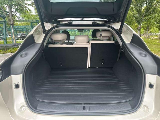 IM Motors (Zhiji) LS6 2023 thumb 7