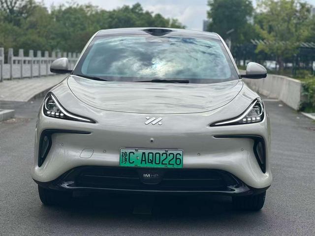 IM Motors (Zhiji) LS6 2023 thumb 9