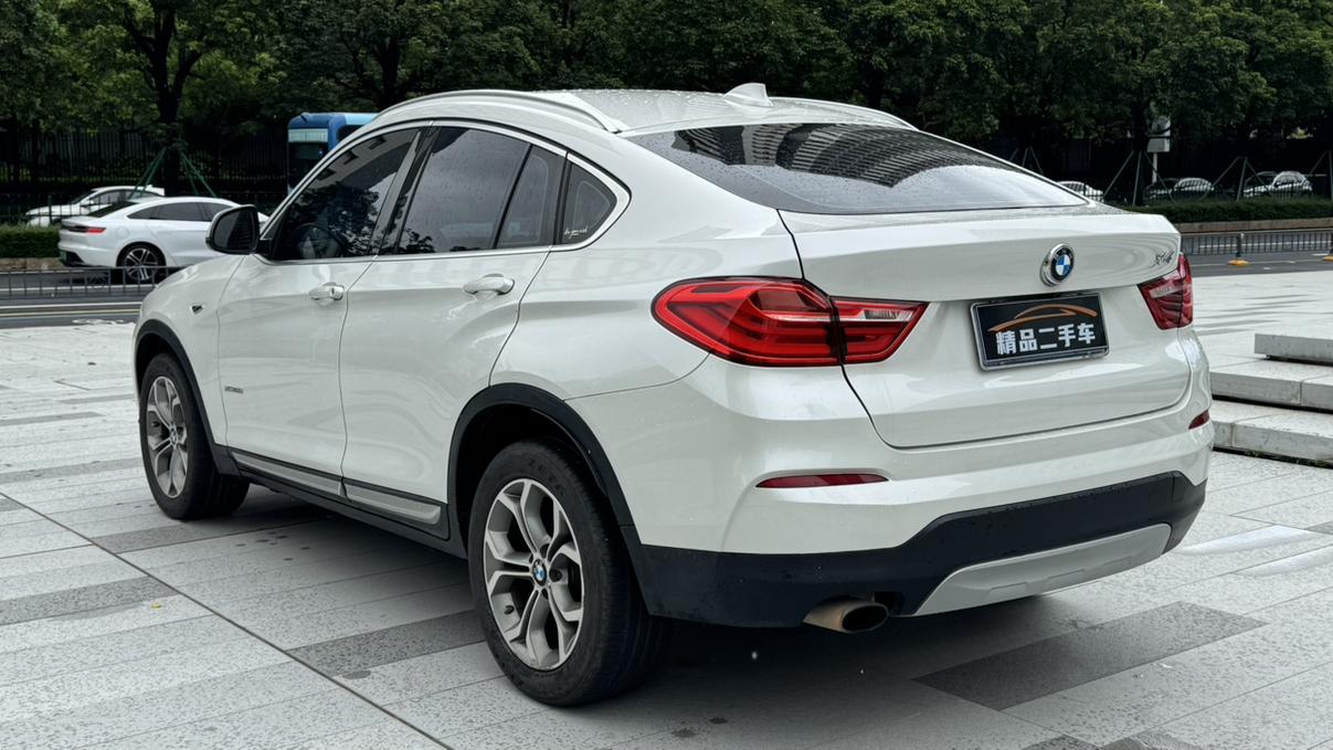 BMW X4 2014 thumb 2