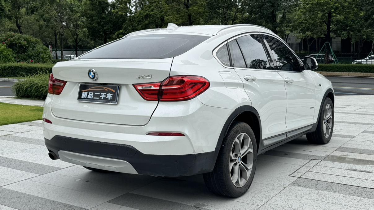 BMW X4 2014 thumb 4