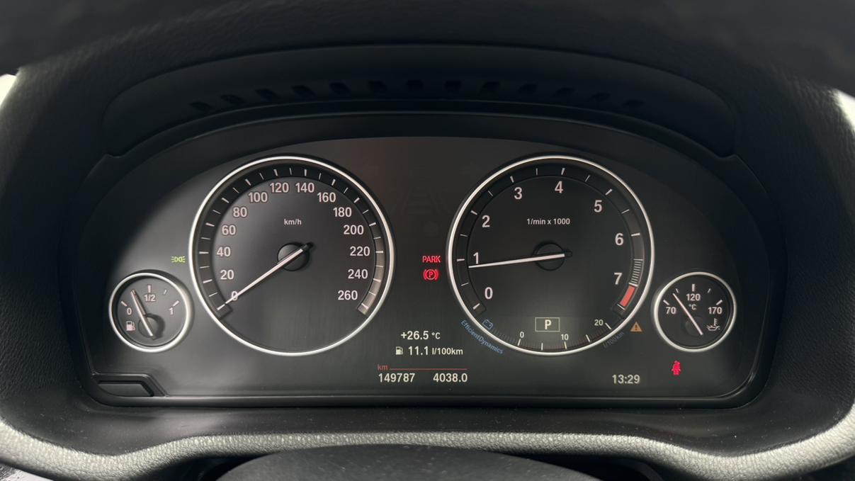 BMW X4 2014 thumb 11