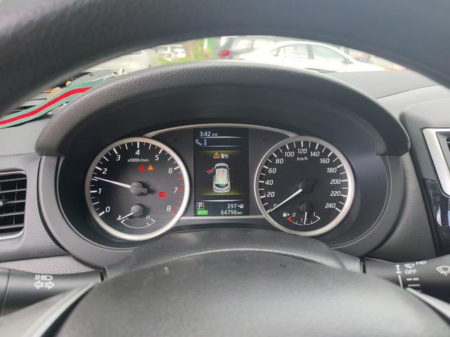 Nissan Tiida 2016 thumb 4