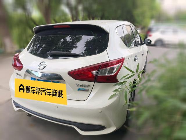 Nissan Tiida 2016 thumb 12