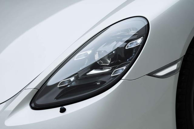 Porsche 718 2023 thumb 3