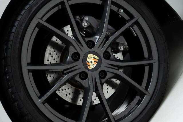 Porsche 718 2023 thumb 4
