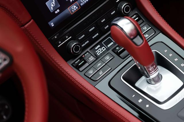 Porsche 718 2023 thumb 9