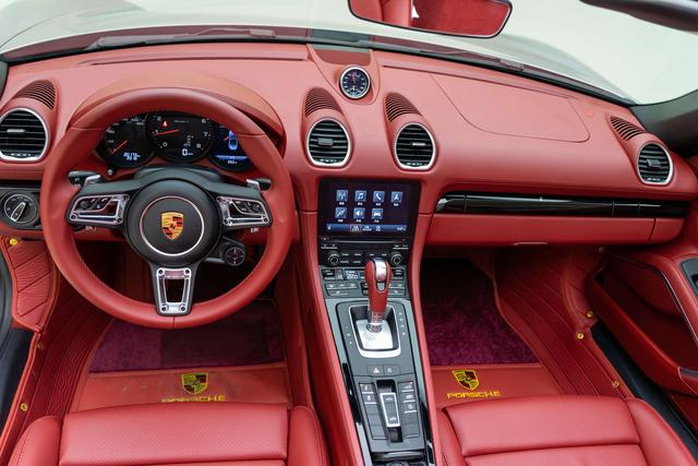 Porsche 718 2023 thumb 11