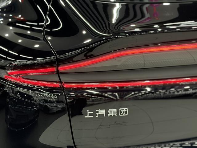 IM Motors (Zhiji) LS6 2023 thumb 6