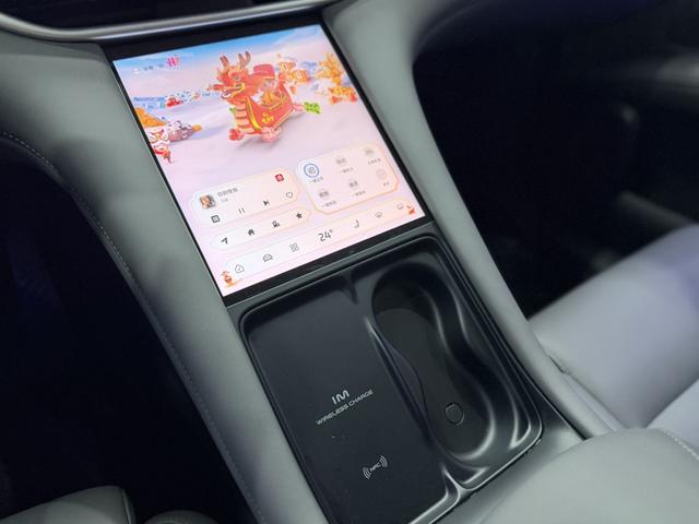 IM Motors (Zhiji) LS6 2023 thumb 7