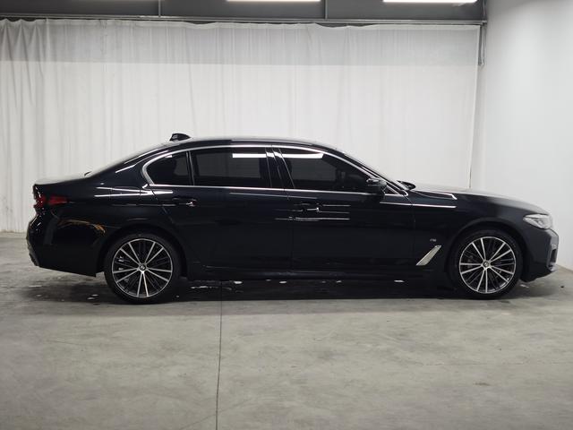 BMW 5 серии 2023 thumb 6